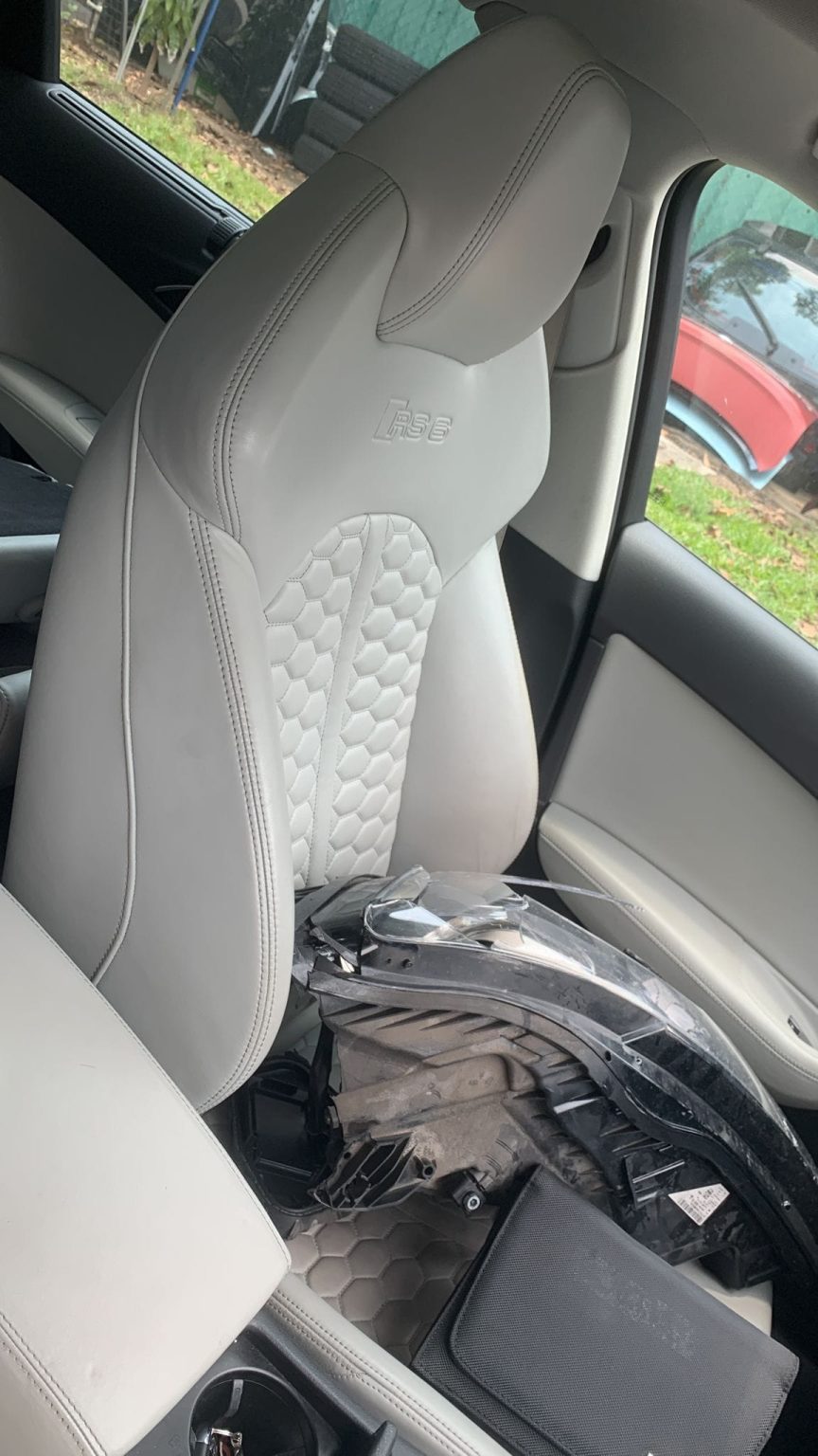 AUDI RS6 SPORT SEAT - Image 2