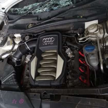 AUDI S5 4.2 HALF CUT