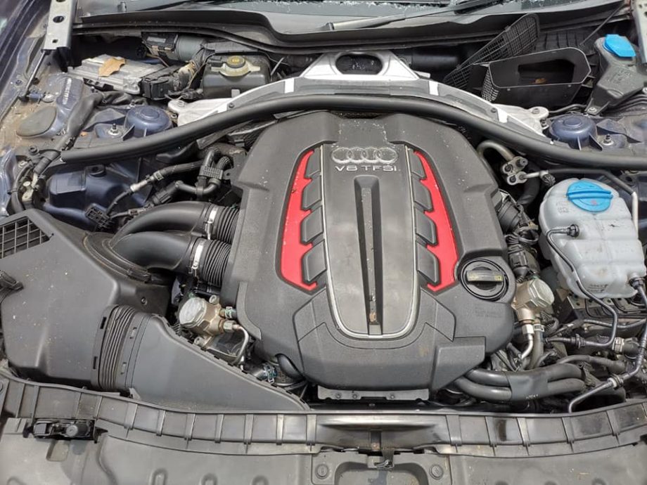 AUDI RS6 2015Y 4.0 TWIN TURBO HALF CUT CKD - Image 4