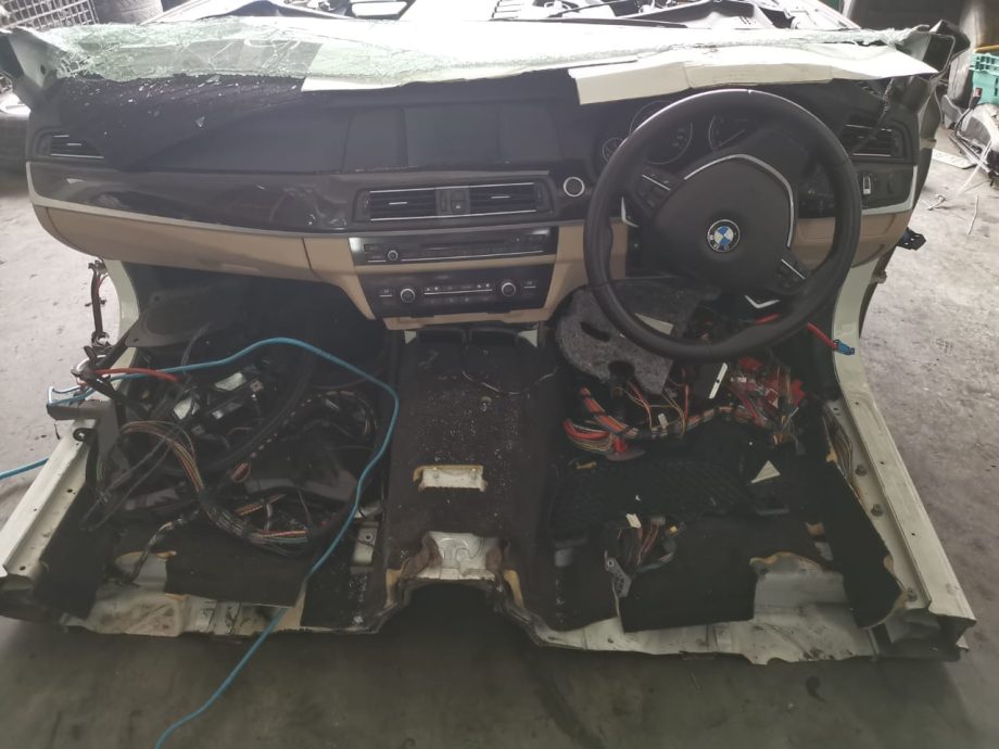 BMW F10 525I N52 HALF CUT CKD - Image 3