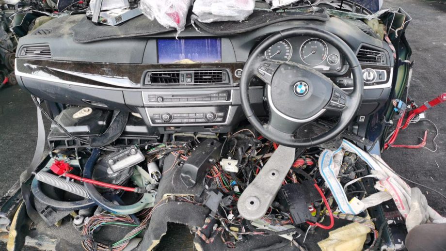BMW F10 N55 TWIN POWER TURBO HALF CUT CKD - Image 3