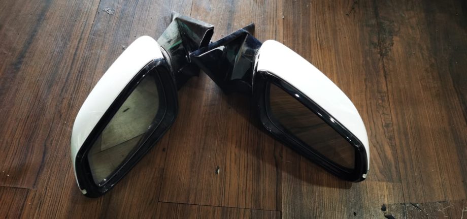 BMW F30 LCI SIDE MIRROR (5PIN) - Image 2
