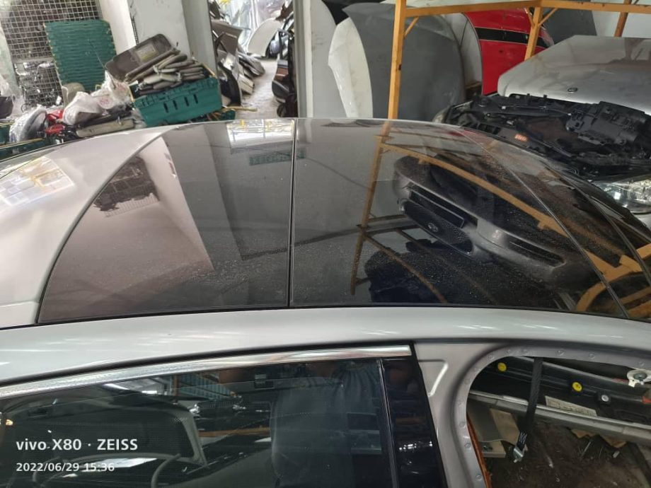 JAGUAR XJ 3.0 DIESEL TURBO HALF CUT CKD - Image 6