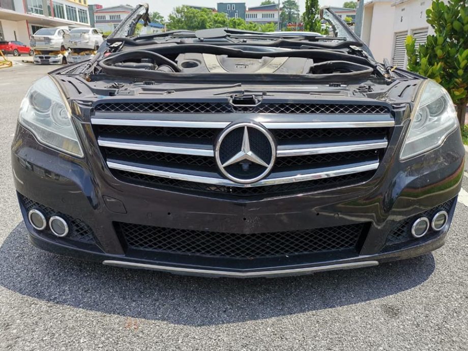 MERZ R CLASS R350 FACELIFT HALF CUT CKD