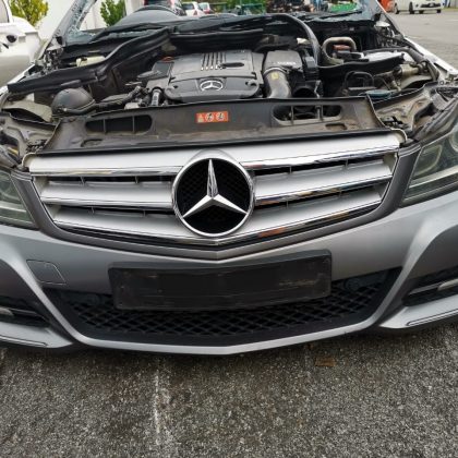 MERZ W204 COUPE C200 CGI 271860 HALF CUT CKD