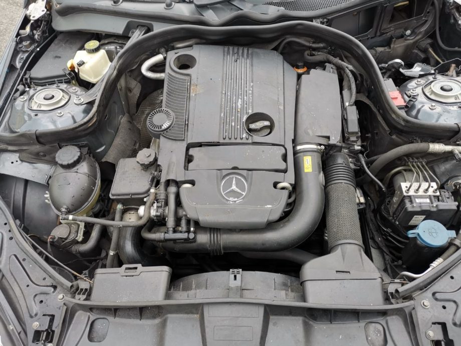 MERZ W212 250 CGI TURBO 271860 HALF CUT CKD - Image 2
