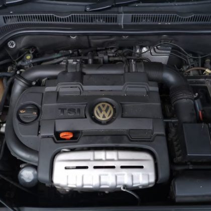 VW JETTA 1.4 TURBO ENGINE CODE CTH HALF CUT