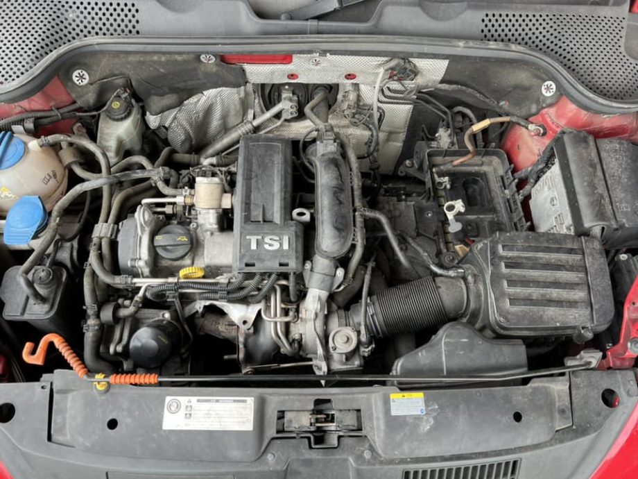 VW NEW BETTLE 1.2 TURBO HALF CUT CKD - Image 3